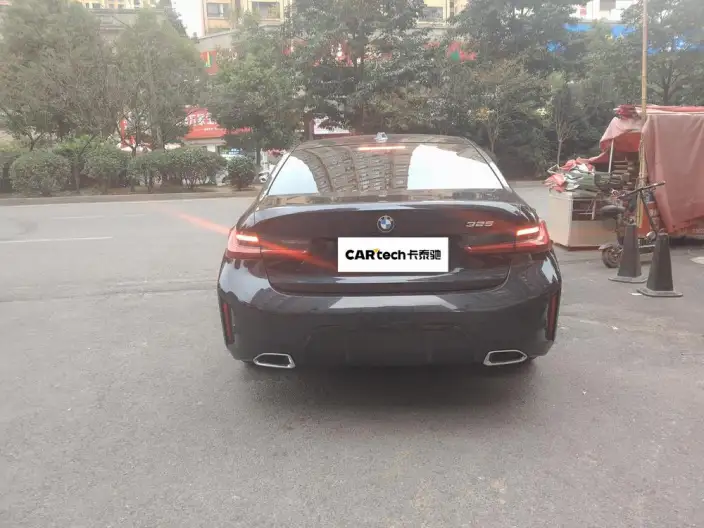 BMW 3 Series 2026 Model 325i M Sports Set – фото 3