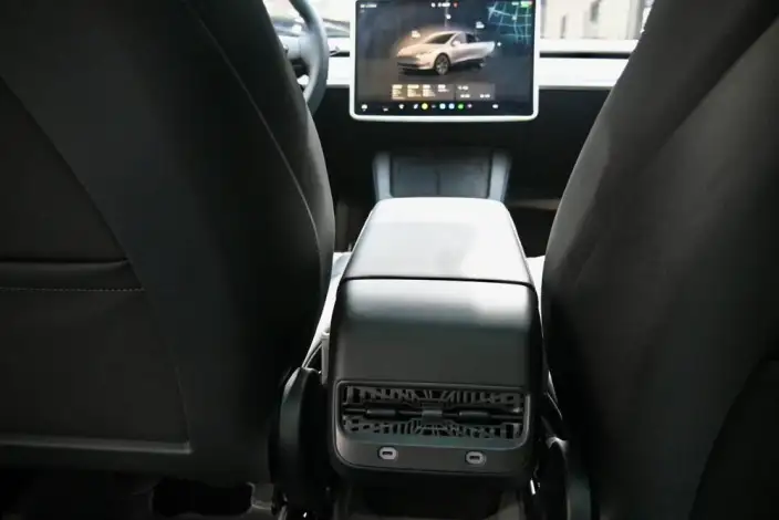 Model Y 2024 Model Long Battery Life Pro All-wheel drive version – фото 8