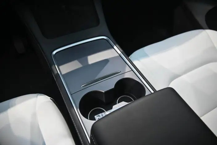 Model Y 2024 Model Rear-wheel drive version – фото 8