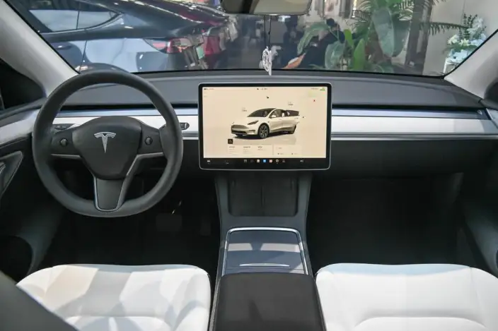 Model Y 2024 Model Rear-wheel drive version – фото 10