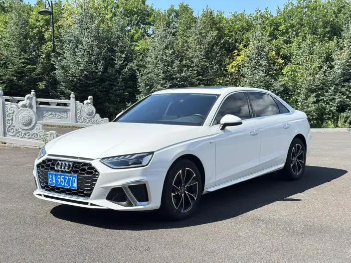 Audi A4 L 2020 Model 35 TFSI Fashion Dynamic Model – фото 1