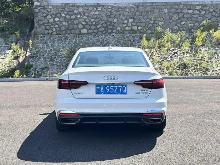 Audi A4 L 2020 Model 35 TFSI Fashion Dynamic Model – фото 5