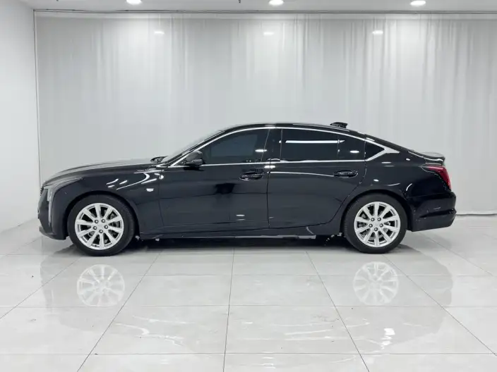 Cadillac CT5 2024 Model 28T Luxury Model