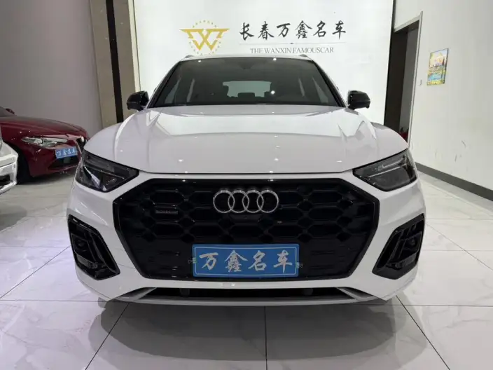 Audi Q5L 2024 Model 40TFSI Luxury Dynamic Model – фото 2