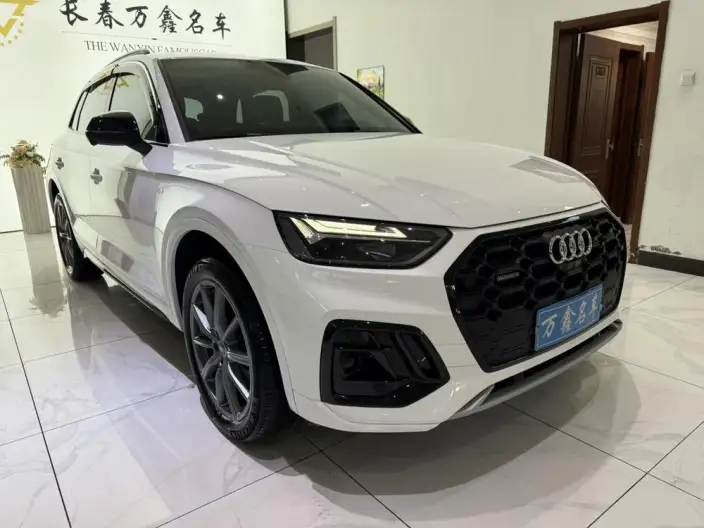 Audi Q5L 2024 Model 40TFSI Luxury Dynamic Model – фото 3