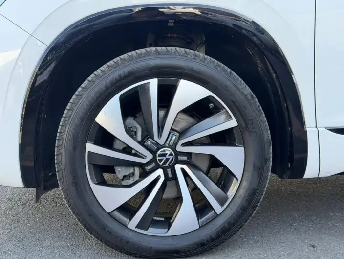 Tayron X 2023 Model 330TSI 2WD Noble High Power Edition – фото 9