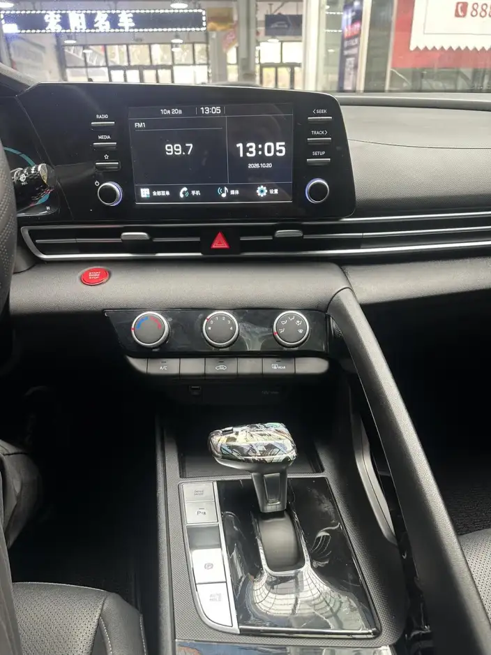 Hyundai Ioniq 2023 Model 1.5L CVT GLX Elite Edition – фото 10