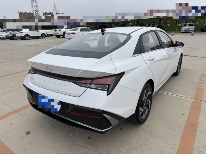 Hyundai Ioniq 2023 Model 1.5L CVT GLX Elite Edition – фото 6