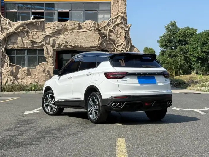 Geely Binyue 2021 Model 240T DCT Diamond Edition