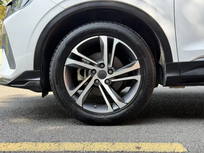 Geely Binyue 2021 Model 240T DCT Diamond Edition – фото 7