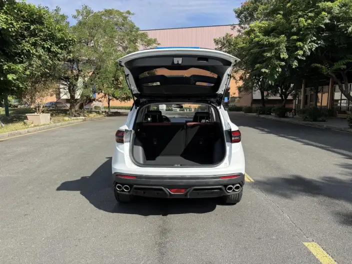 Geely Binyue 2021 Model 240T DCT Diamond Edition – фото 10