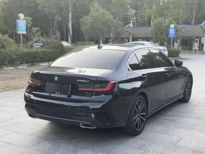 BMW 3 Series 2022 Model 325Li M Sports Set – фото 6