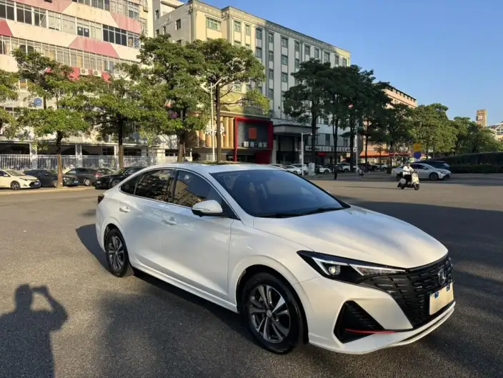 Changan Eado 2024 Model PLUS 1.4T DCT High Power Edition – фото 3