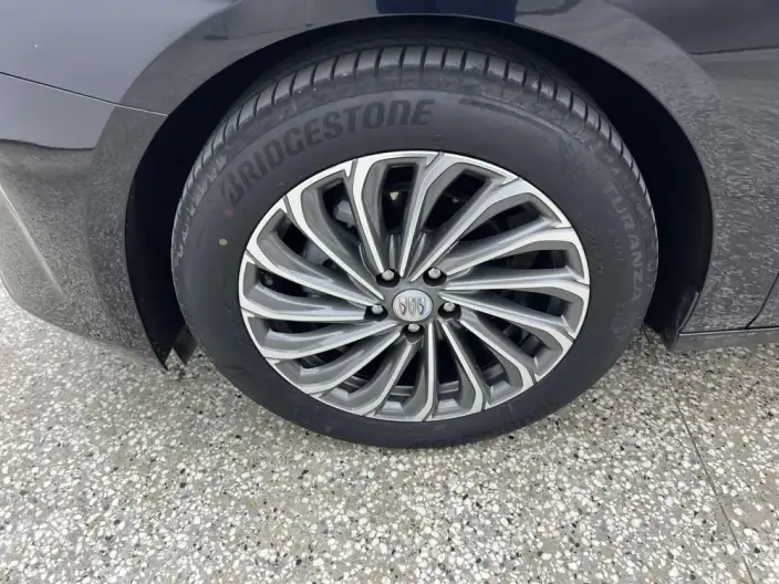 Buick LaCrosse 2024 Model 28T Automatic Yue Zun Edition – фото 7