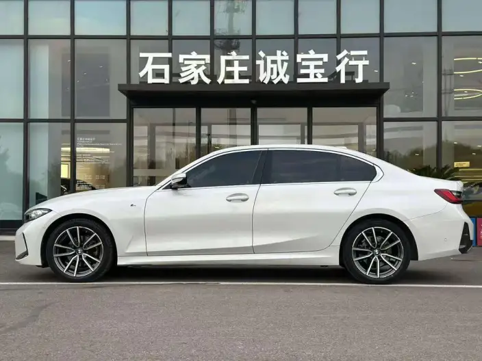 BMW 3 Series 2023 Model 325Li M Sports Set – фото 3