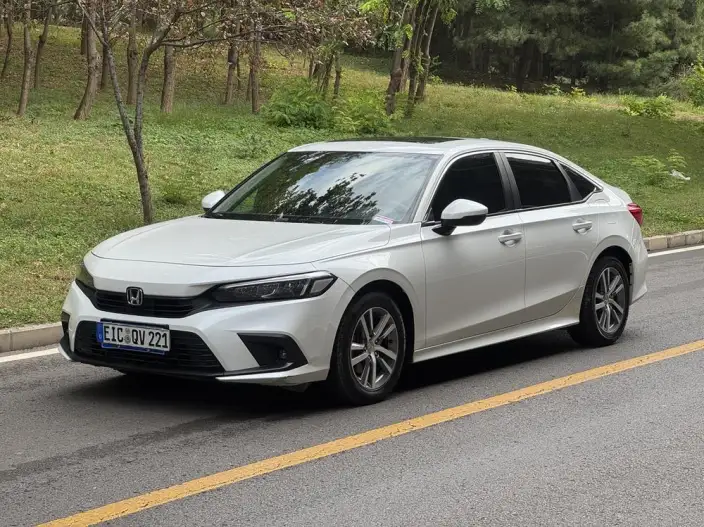 Honda Civic 2022 Model 240TURBO CVT Dynamic Edition – фото 1