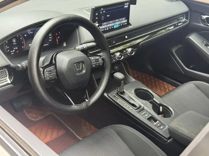 Honda Civic 2022 Model 240TURBO CVT Dynamic Edition – фото 10