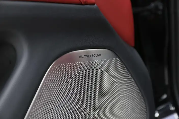 Aito M5 2024 Model Extended Range Max RS 4WD Advanced intelligent driving Edition – фото 10