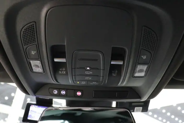 Cadillac CT6 2022 Model 28T Fashion Model – фото 7