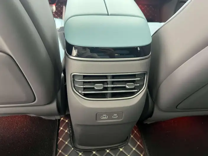 Hongqi Tiangong 08 2025 Model 730 Max Rear Drive Edition – фото 6