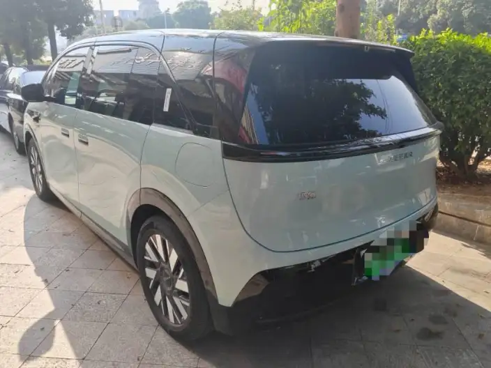 ZEEKR MIX 2025 Model 102kWh Long Battery Life Pro Smart Driving Edition