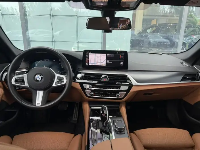 BMW 5 Series Imported 2022 Model Facelift II 525i M Sports Set – фото 7
