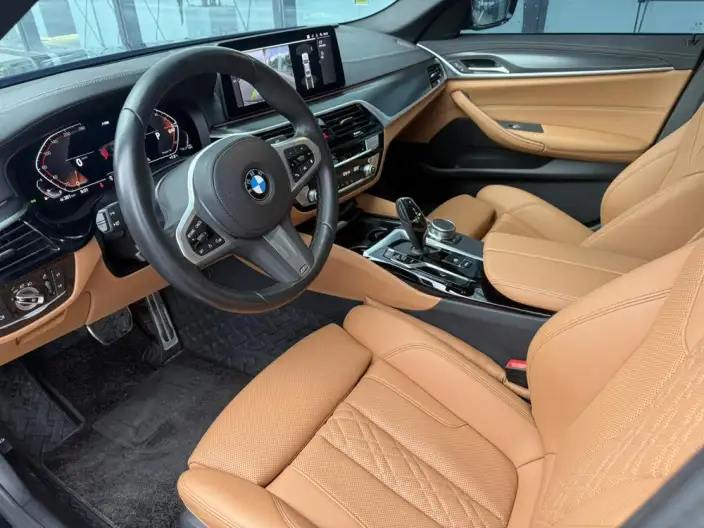 BMW 5 Series Imported 2022 Model Facelift II 525i M Sports Set – фото 8