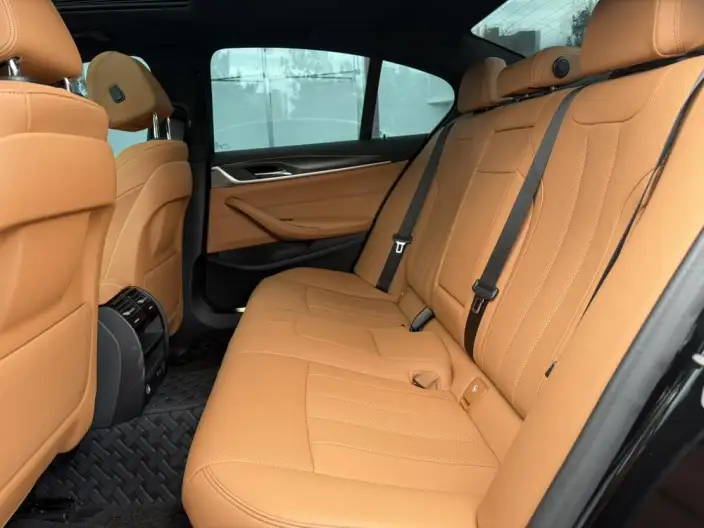 BMW 5 Series Imported 2022 Model Facelift II 525i M Sports Set – фото 9