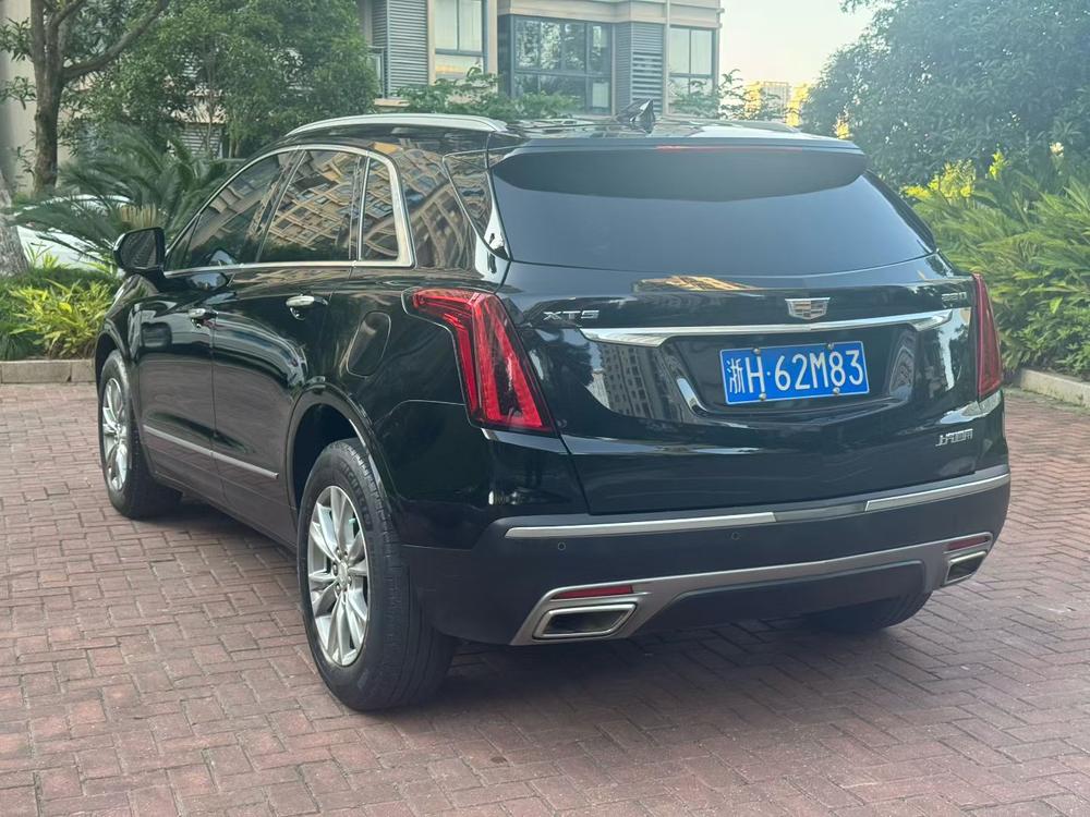 Cadillac XT5 2021 28T Luxury – фото 3