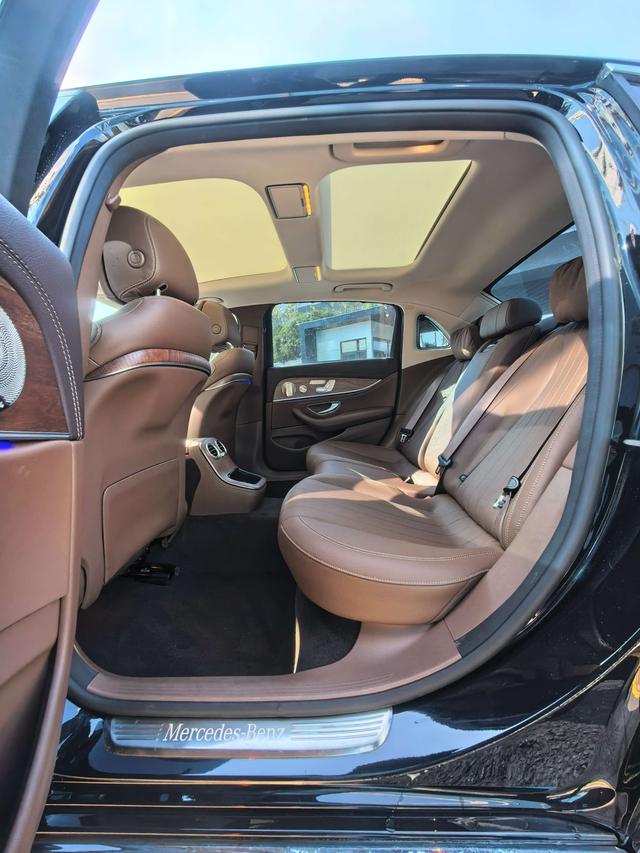 Mercedes-Benz E-Class 2023 E 300 L Luxury Sedan – фото 4