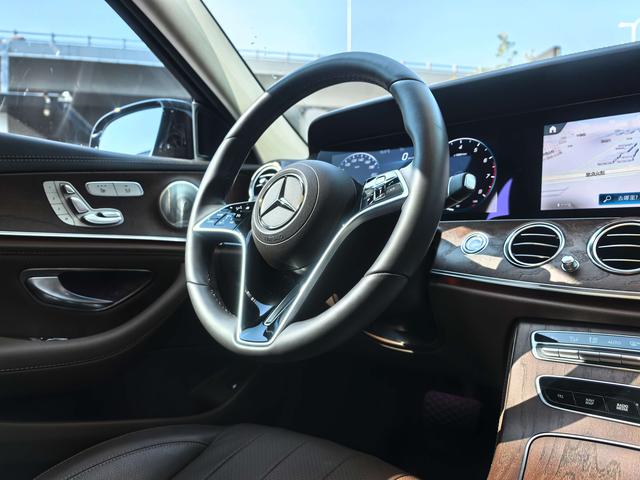 Mercedes-Benz E-Class 2023 E 300 L Luxury Sedan – фото 9