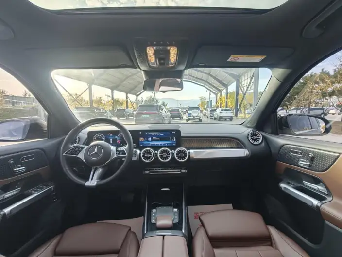 Mercedes-Benz GLB 2024 Model Facelift GLB 220 Fashion Model – фото 9