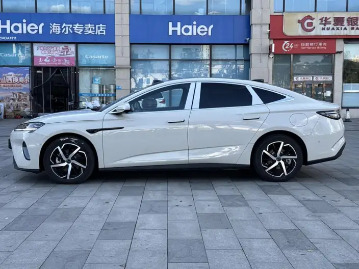 BYD Seal 07DM 2026 Model DM-i 230KM Flagship Model – фото 4