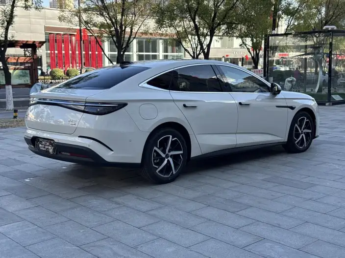 BYD Seal 07DM 2026 Model DM-i 230KM Flagship Model – фото 6