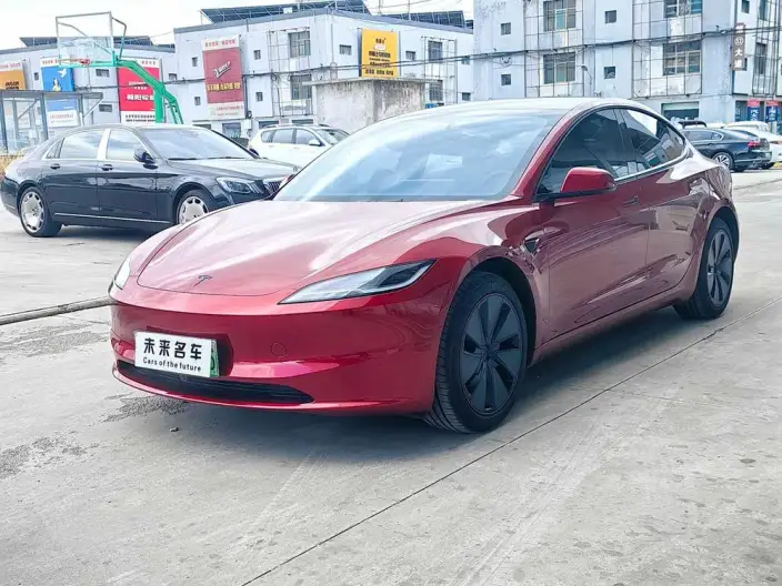 Model 3 2027 Model Rear-wheel drive version – фото 1