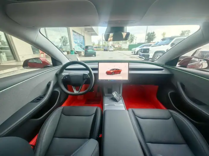 Model 3 2027 Model Rear-wheel drive version – фото 7