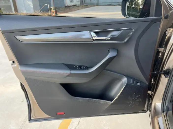 Karoq 2023 Model TSI280 Luxury Edition – фото 9