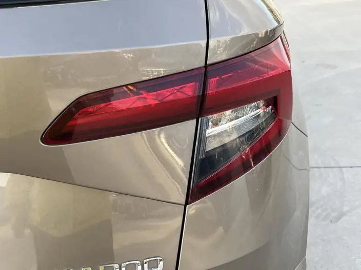Karoq 2023 Model TSI280 Luxury Edition – фото 10