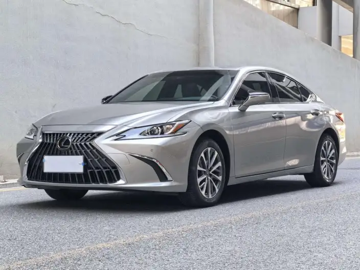 Lexus ES 2022 Model 200 Superior Edition – фото 1