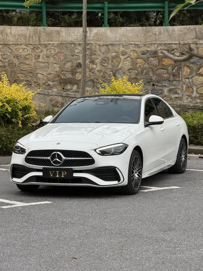 Mercedes-Benz C-Class 2025 Model C 260 L Sports Edition 4MATIC – фото 1