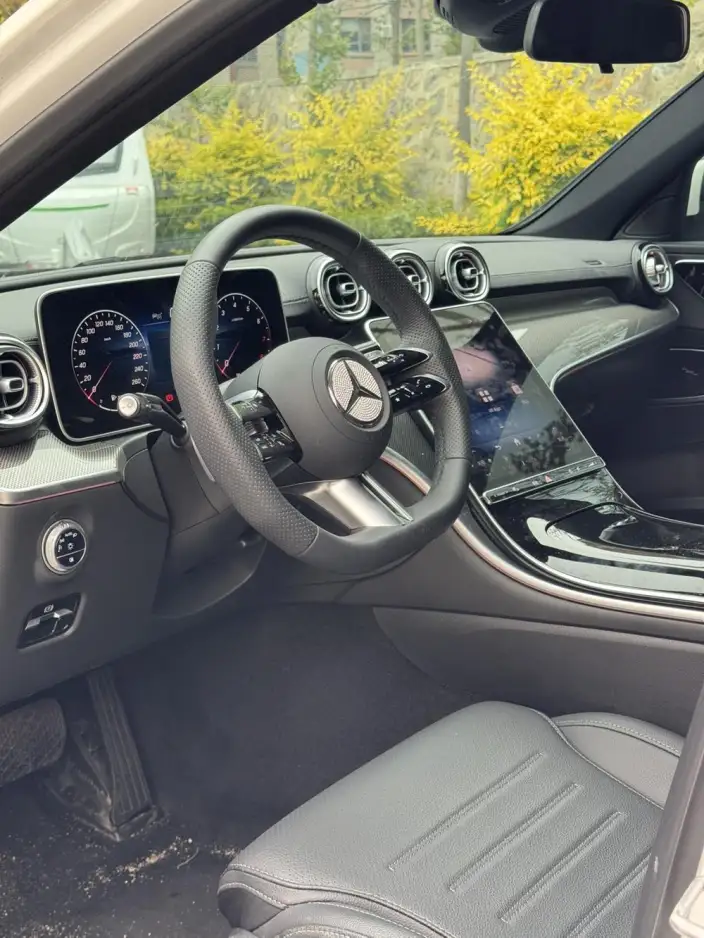 Mercedes-Benz C-Class 2025 Model C 260 L Sports Edition 4MATIC – фото 6