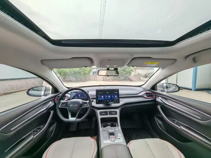 BYD Destroyer 05 2022 Model DM-i 55KM Luxury Model – фото 8