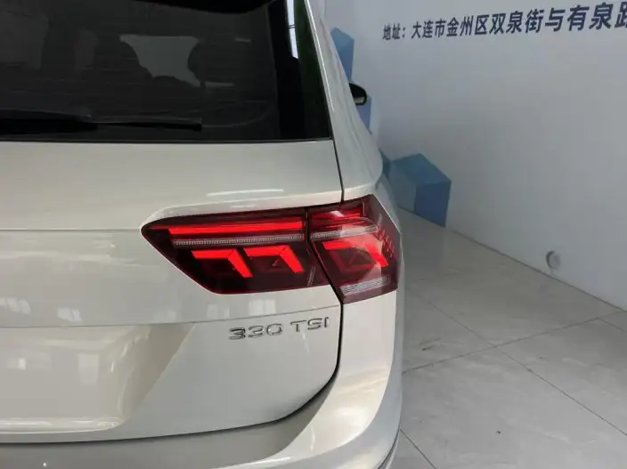 Volkswagen Tiguan L 2022 Model 330TSI Automatic 2WD R-Line Enjoy the version more – фото 5