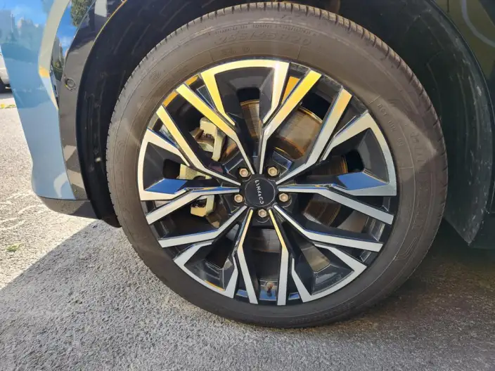Lynk & Co 08 EM-P 2026 Model 210 4WD Performance Ultra H7 – фото 6