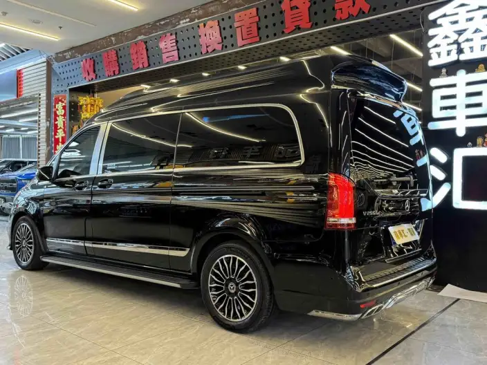 Mercedes-Benz V-Class 2021 Model V 260 Premium Edition – фото 4