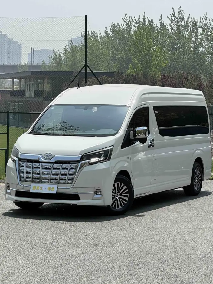Hiace 2022 Model 3.5L Automatic Rear Drive 7 seat Parallel Imported – фото 7