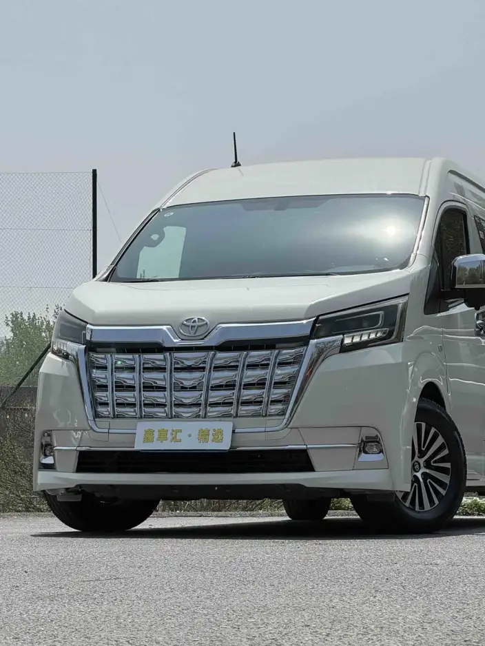 Hiace 2022 Model 3.5L Automatic Rear Drive 7 seat Parallel Imported – фото 8