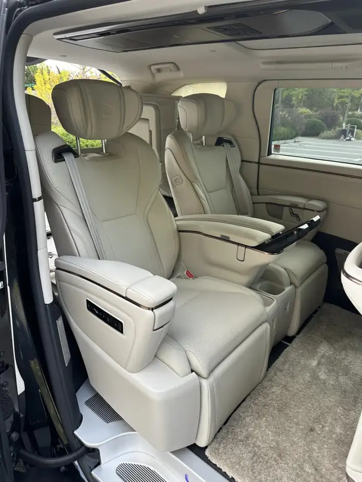 Lexus LM 2023 Model 500h DIRECT4 VI seat Respect Edition
