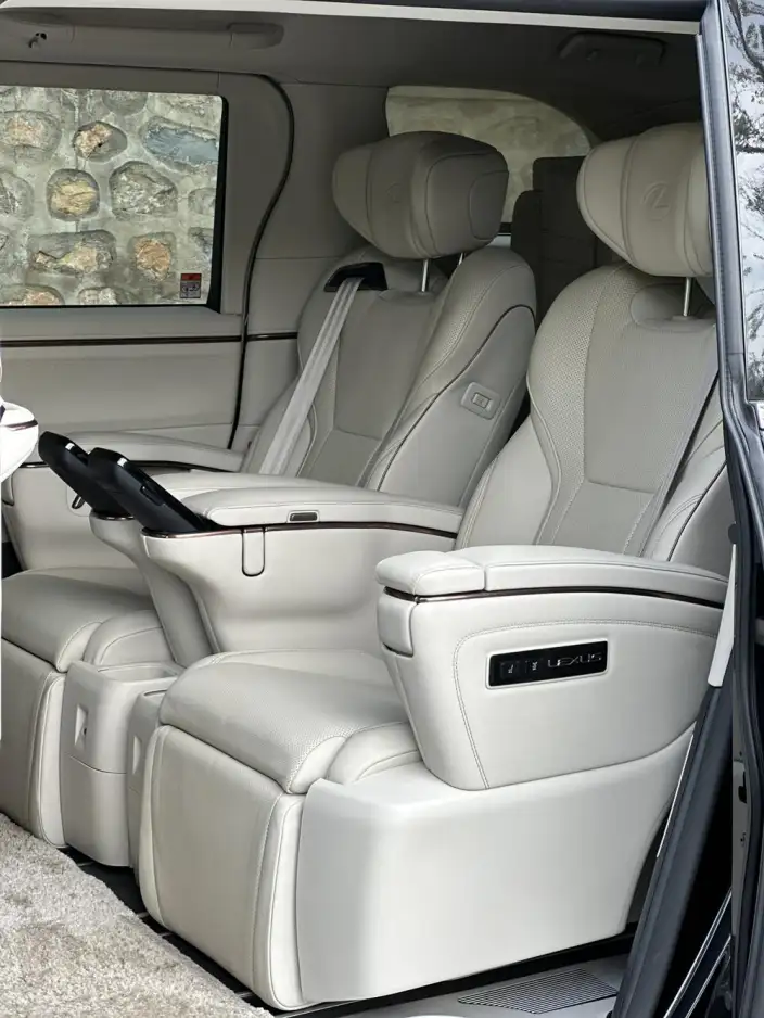 Lexus LM 2023 Model 500h DIRECT4 VI seat Respect Edition – фото 7