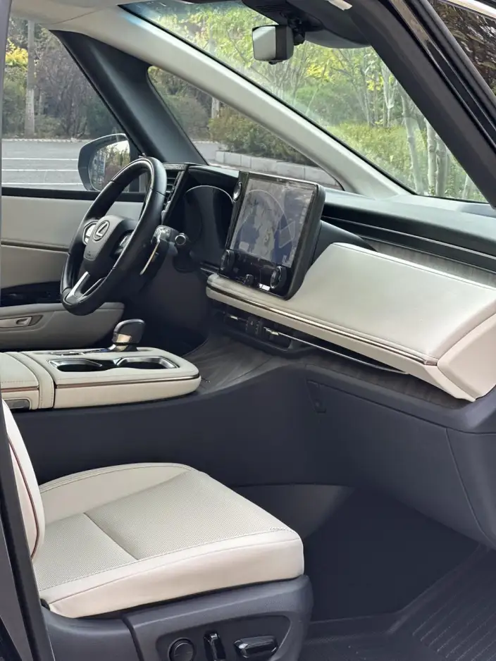 Lexus LM 2023 Model 500h DIRECT4 VI seat Respect Edition – фото 9